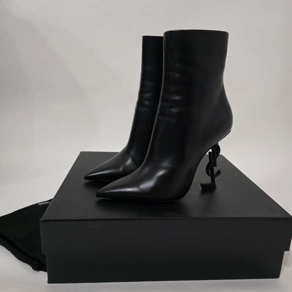 Saint Laurent Opyum Black Calfskin Ankle Boots Gold Heel Women’s Size 40 - Picture 2 of 14